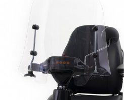 Solo 4 Detail Windscreen245x197