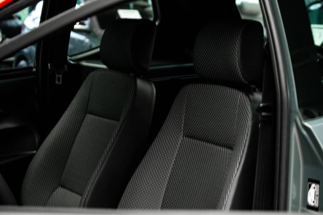 Aixam E Minauto Chic 2026 Brommobiel Elektrisch Nieuw Titianium Dak Rood