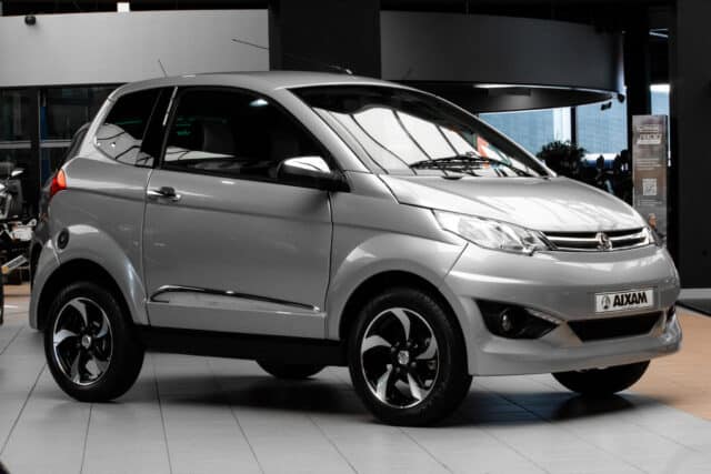 Aixam City Premium Vision 2 2017 Brommobiel Occasion Zilvergrijs Metallic