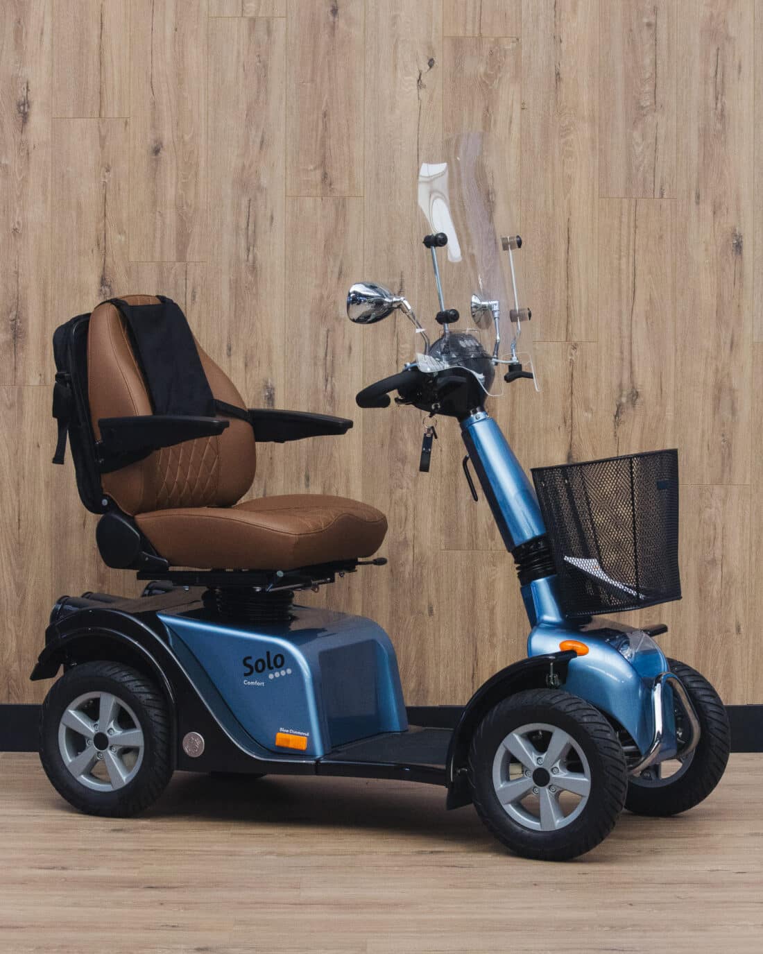 Life Amp Mobility Solo 4 Blue Diamond Life Amp Mobility Solo 4 Blue Diamond