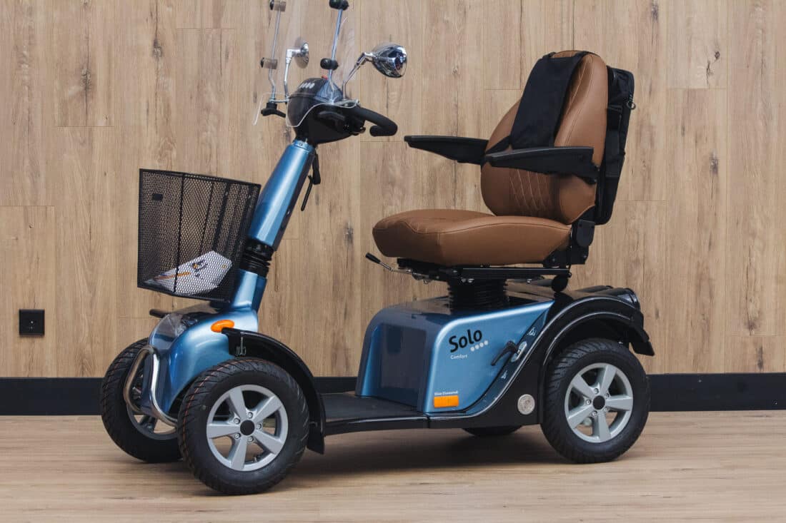 Life Amp Mobility Solo 4 Blue Diamond Life Amp Mobility Solo 4 Blue Diamond