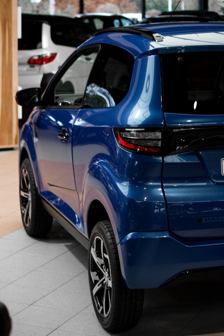 Aixam E Crossover Premium Ambition 2025 Brommobiel Elektrisch Saffierblauw Metallic Aixam E Crossover Premium Ambition 2025 Brommobiel Elektrisch Saffierblauw Metallic