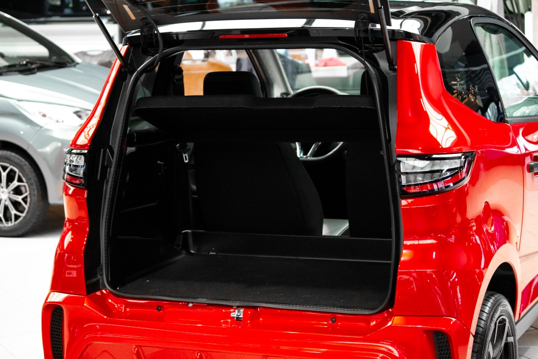 Aixam E City Sport Ambition 2026 Brommobiel Elektrisch Parelmoerrood Metallic