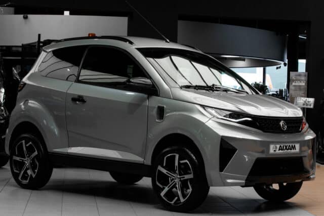 Aixam E Crossover Premium Ambition 2025 Brommobiel Elektrisch Zilvergrijs Metallic