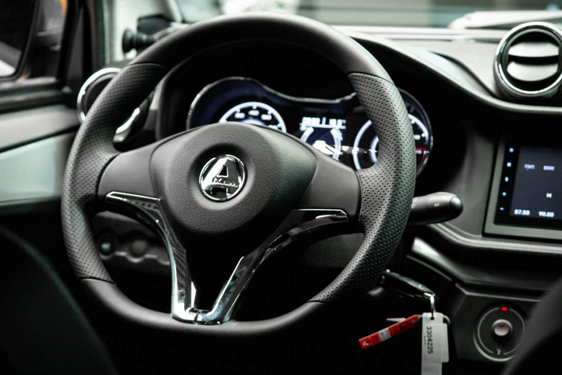 Aixam E Crossover Premium Ambition 2026 Brommobiel Elektrisch Zilvergrijs Metallic