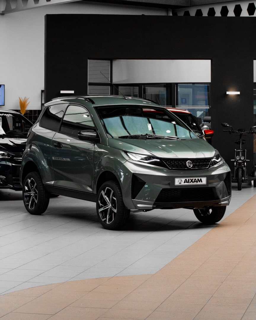 Aixam E Crossover Premium Ambition 2026 Brommobiel Elektrisch Titaniumgrijs Metallic