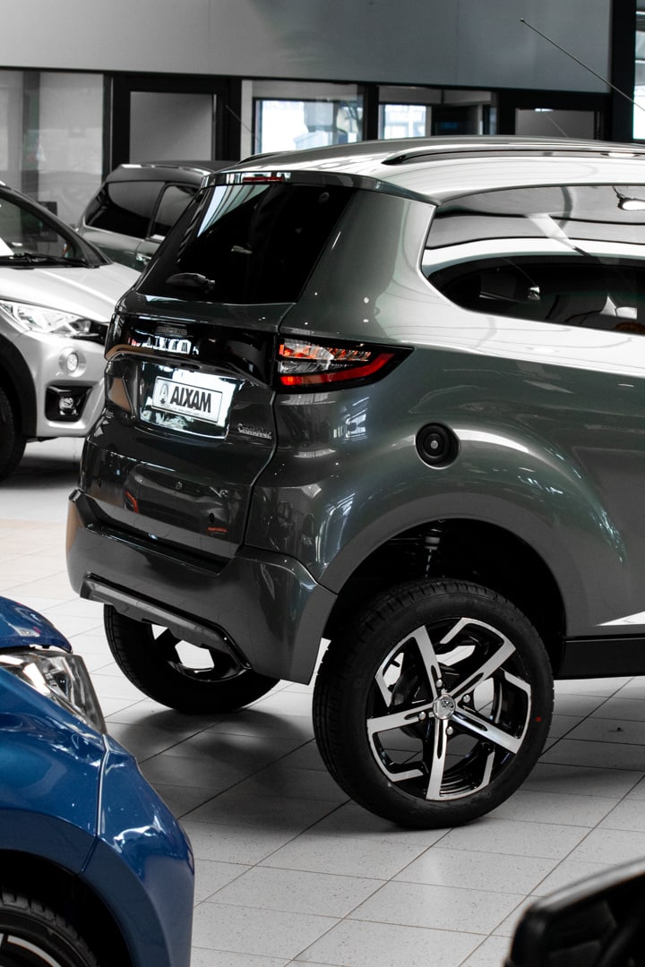 Aixam E Crossover Premium Ambition 2026 Brommobiel Elektrisch Titaniumgrijs Metallic