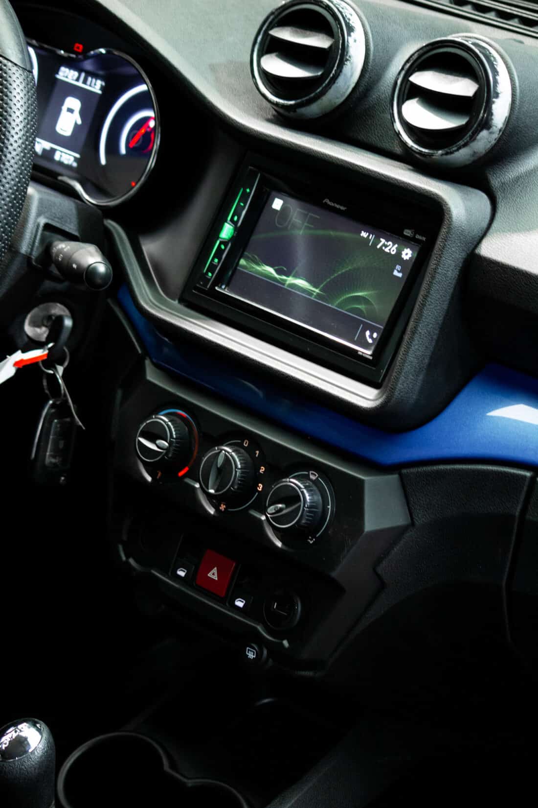 Aixam Crossover Premium Emotion 2021 Brommobiel Occasion Saffierblauw Metallic