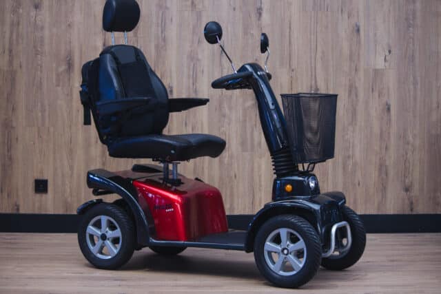 Life Amp Mobility Mezzo 4 Wiel Rood Occasion