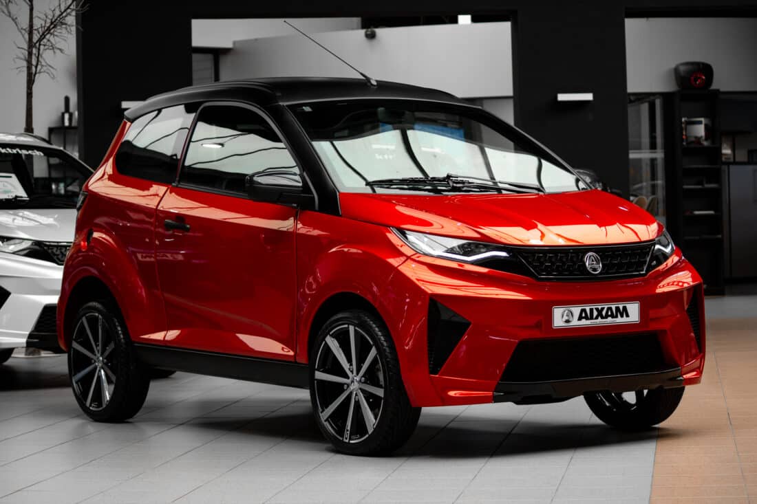 Aixam Crossline Ambition 2023 Brommobiel Occasion Rood Metallic