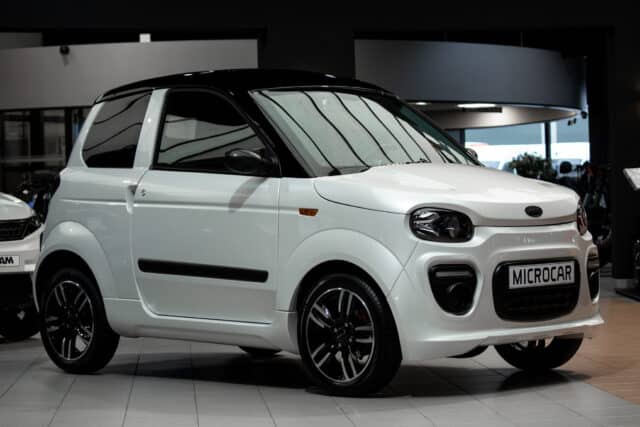 Microcar M Go 6 2023 Brommobiel Occasion Parelmoerwit Metallic