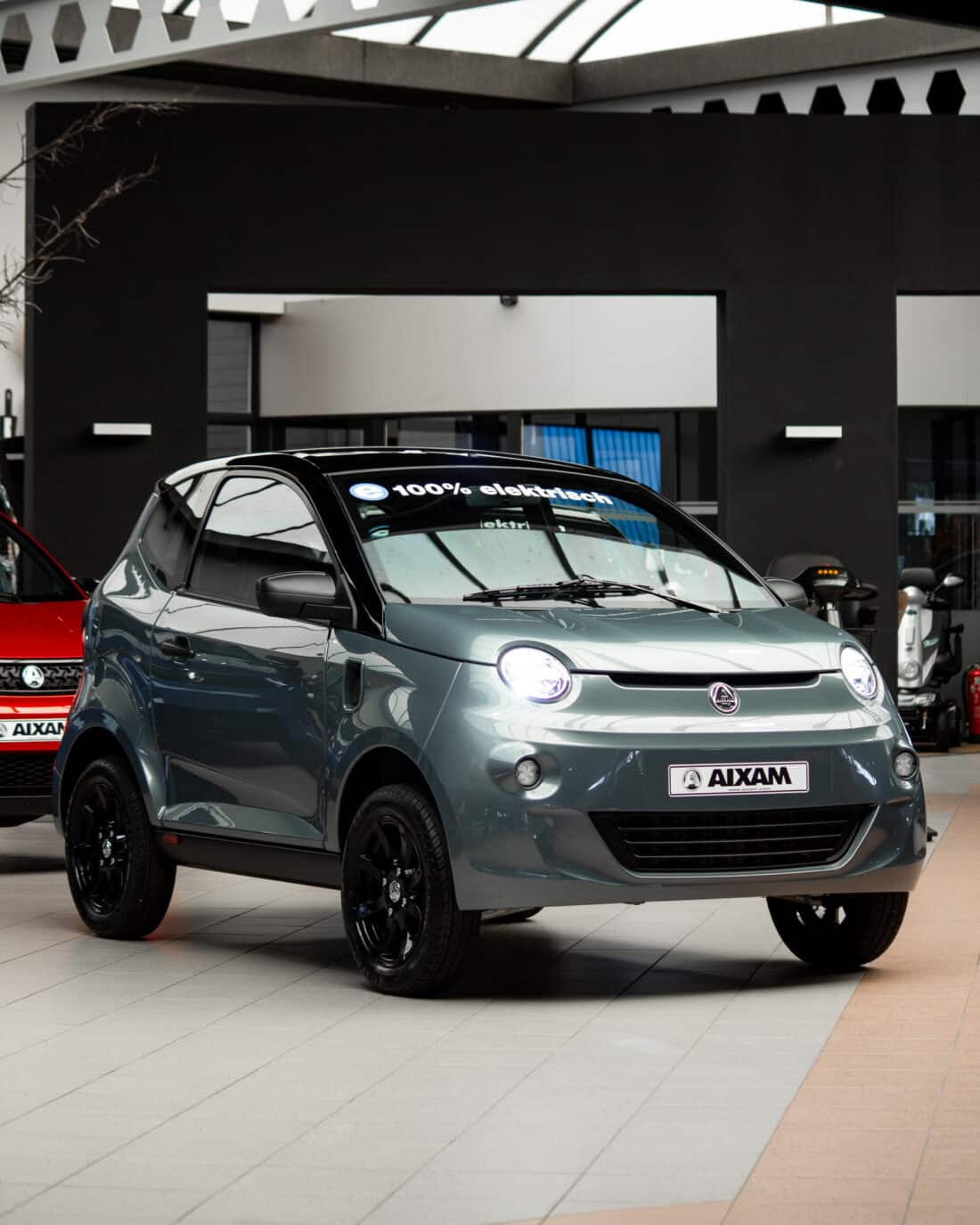 Aixam E Easy Chic 7 5kwh Brommobiel Elektrisch Nieuw Titianiumgrijs Aixam E Easy Chic 7 5kwh Brommobiel Elektrisch Nieuw Titianiumgrijs
