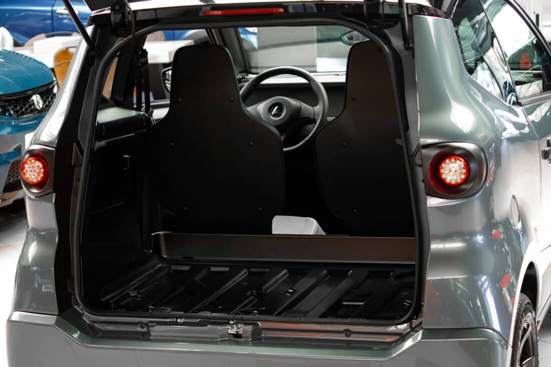 Aixam E Easy Chic 7 5kwh Brommobiel Elektrisch Nieuw Titianiumgrijs Aixam E Easy Chic 7 5kwh Brommobiel Elektrisch Nieuw Titianiumgrijs