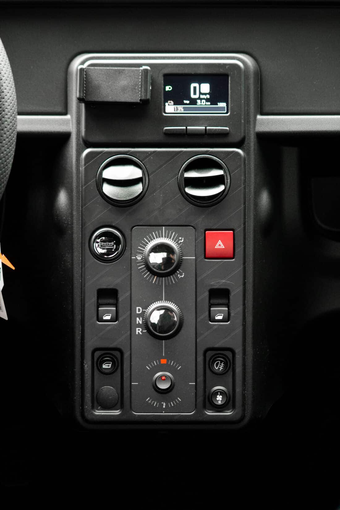 Aixam E Easy Chic 7 5kwh Brommobiel Elektrisch Nieuw Titianiumgrijs Aixam E Easy Chic 7 5kwh Brommobiel Elektrisch Nieuw Titianiumgrijs