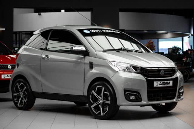Aixam E Coup Premium Emotion 2022 Elektrische Brommobiel Occasion Zilvergrijs Metallic